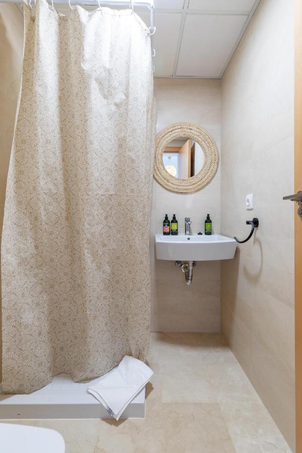 Pont Sec Apartments دينايا المظهر الخارجي الصورة
